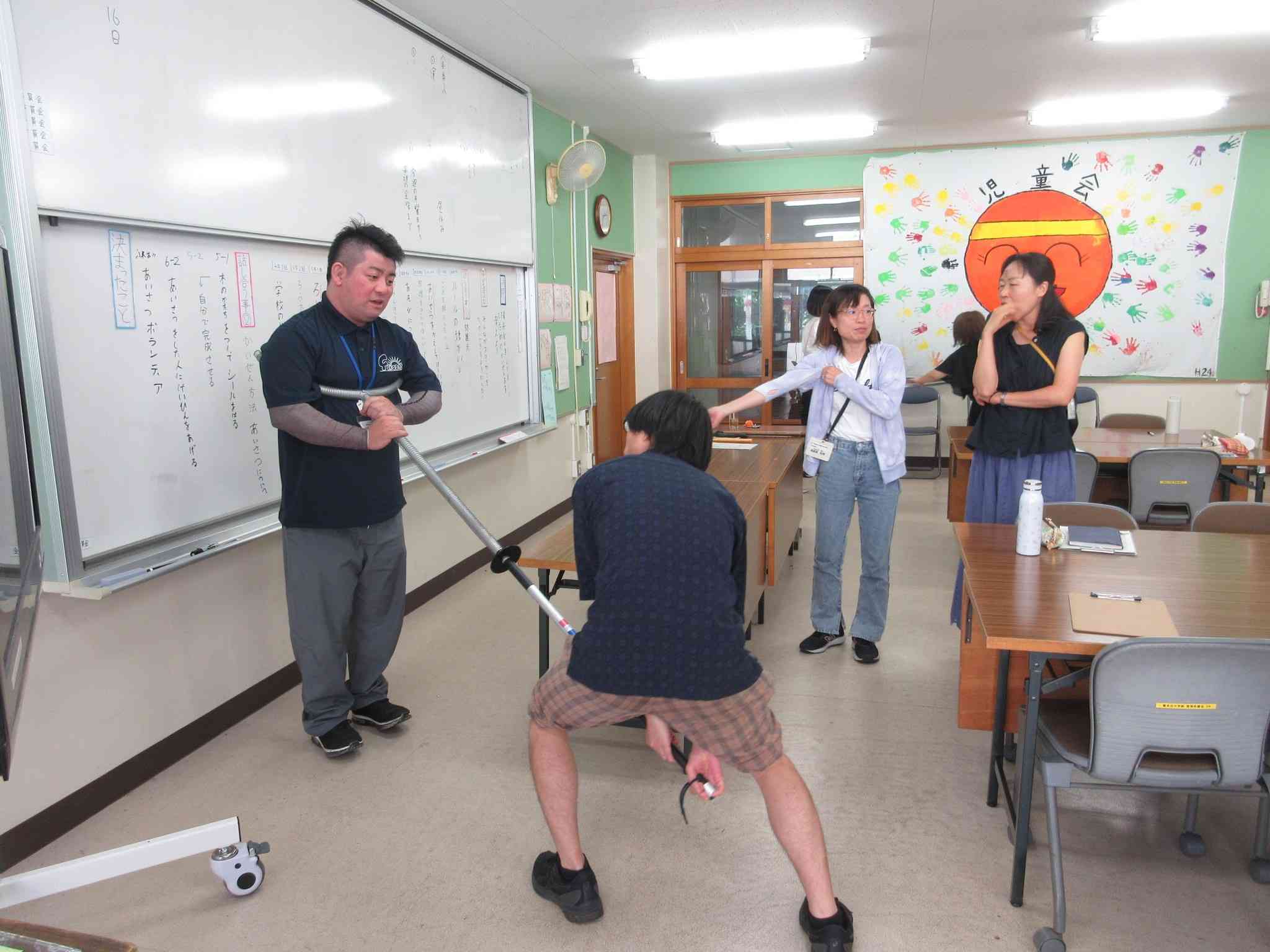 ④